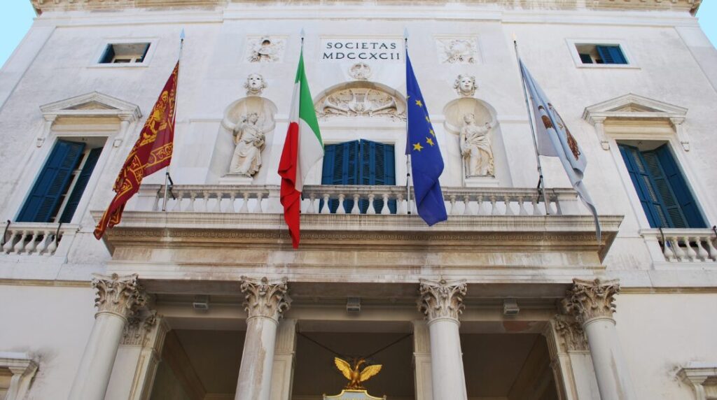 theater fenice venice vivovenetia