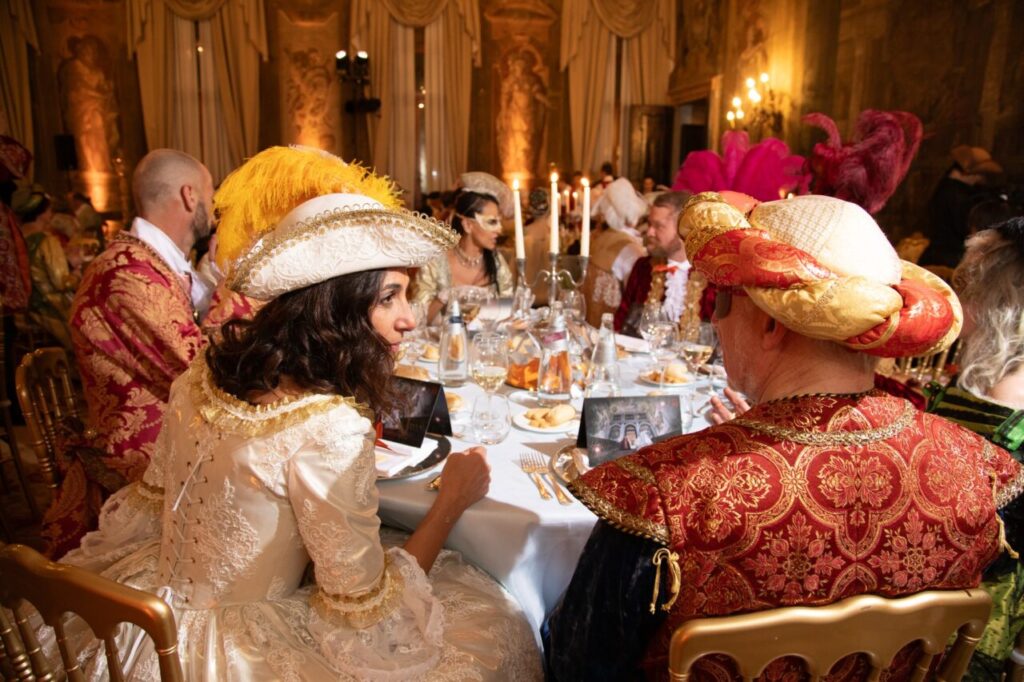 Бал в Венеции Venetian Reflections. Палаццо Лабия