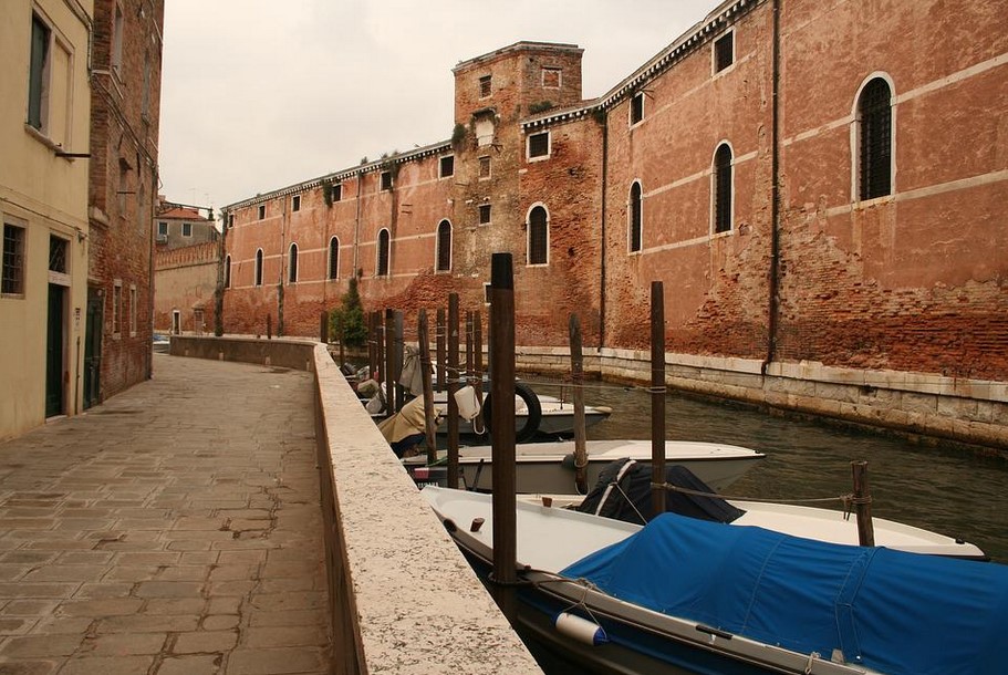 Walking Tour Venezia di Castello. Vista Arsenale