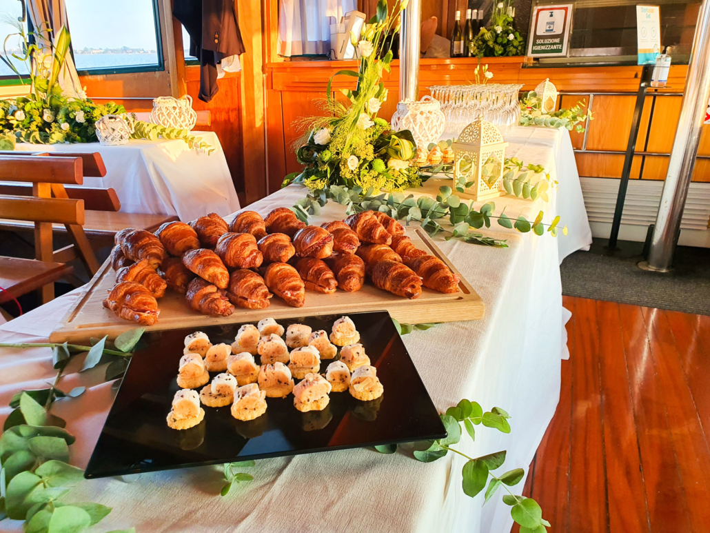 aperitif boat venice VivoVenetia