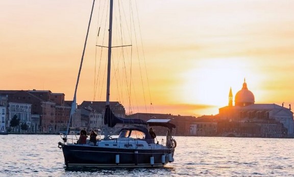 Rental sailboat venice VivoVenetia