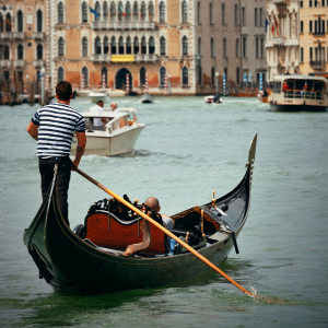 venice gondola italy tour vivovenetia