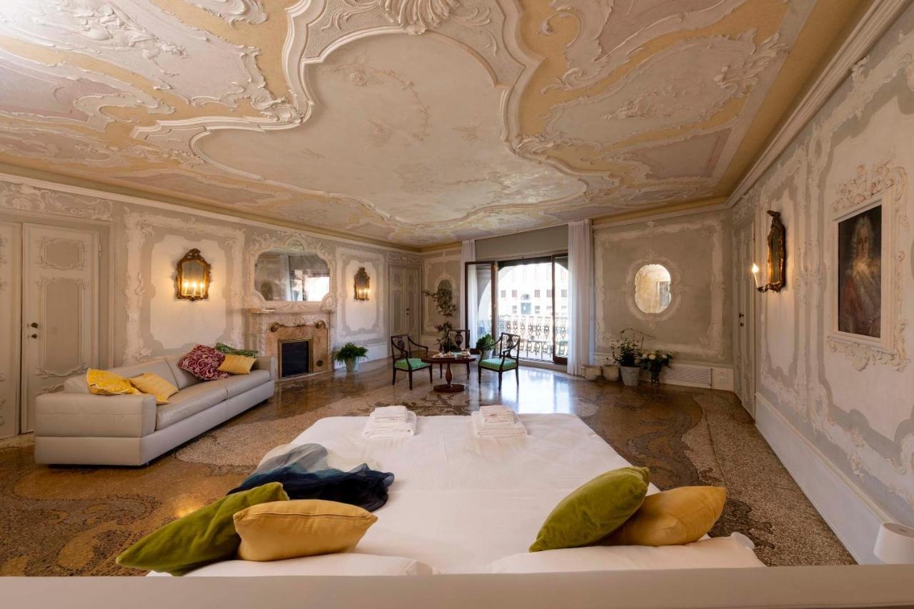 Proposta matrimonio Venezia a palazzo