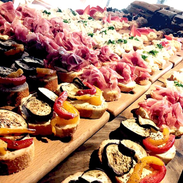 Cicchetti Tour Venice a shared bacaro tour with us!