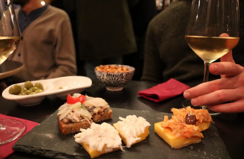 Cicchetti Tour Venice with a real sommelier