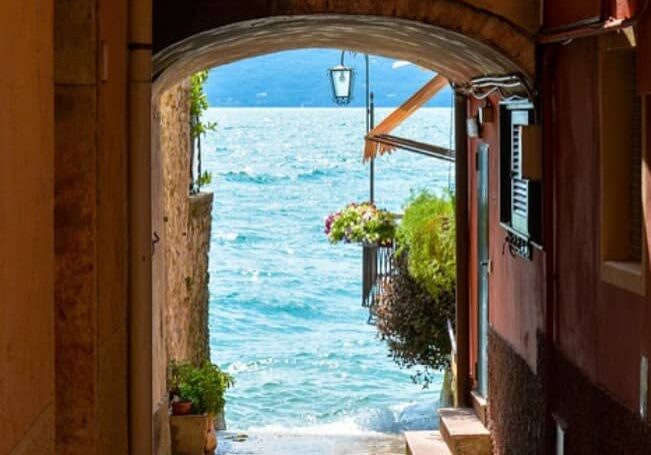 Lago-di-Garda-vista-sul-lago