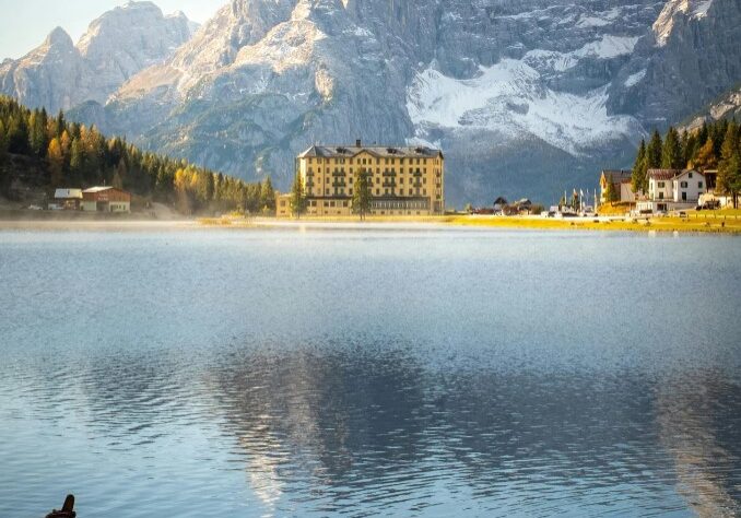 Lake Misurina panoramic view