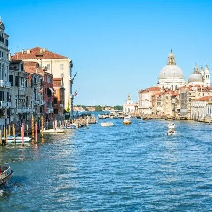 Mini crociera Venezia in libertà canale