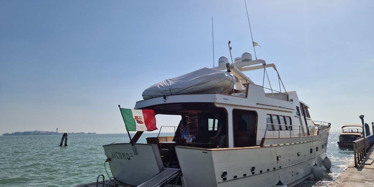 Rental yacht Giacomo Venice VivoVenetia
