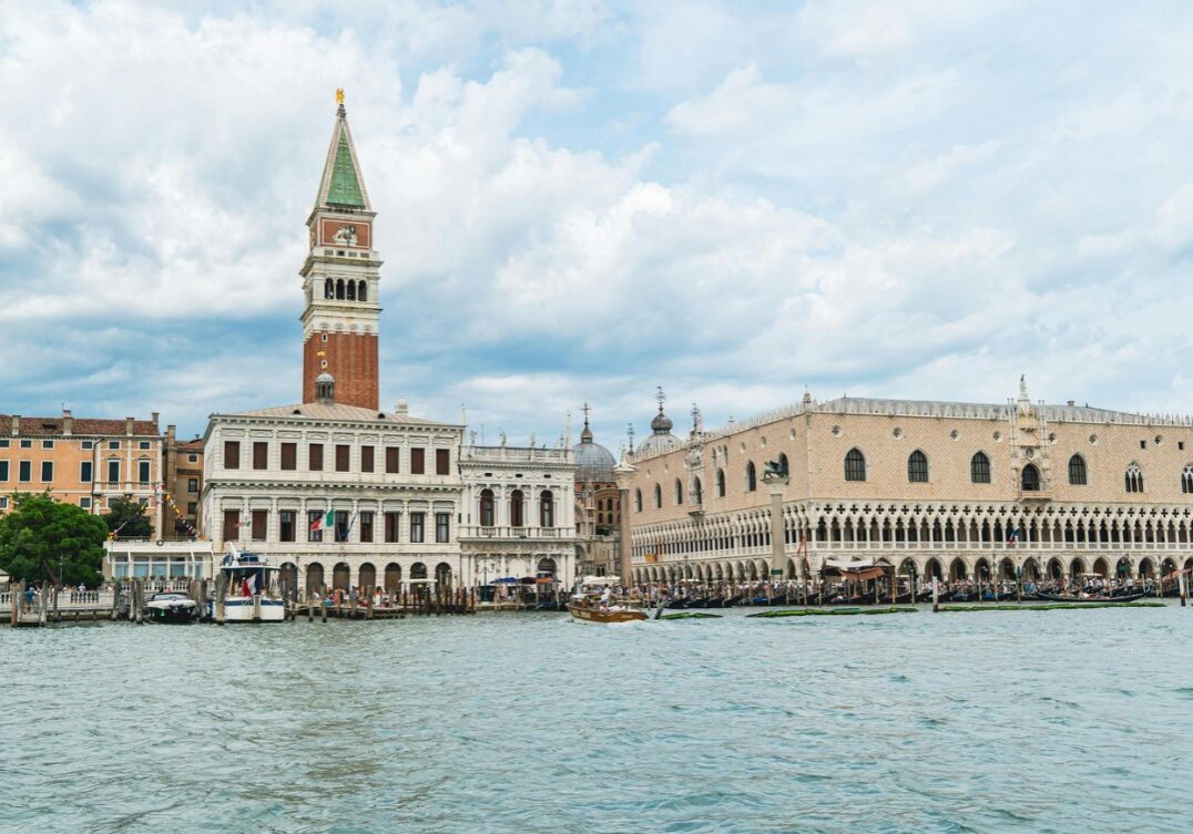 How many days in Venice: Doge's Palace