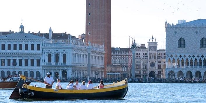 Tour in bragozzo, Venice Saint Mark with VivoVenetia