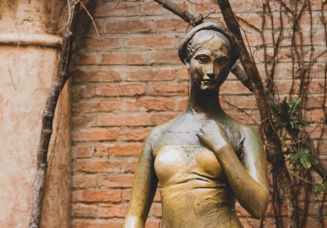 Verona Statua Giulietta