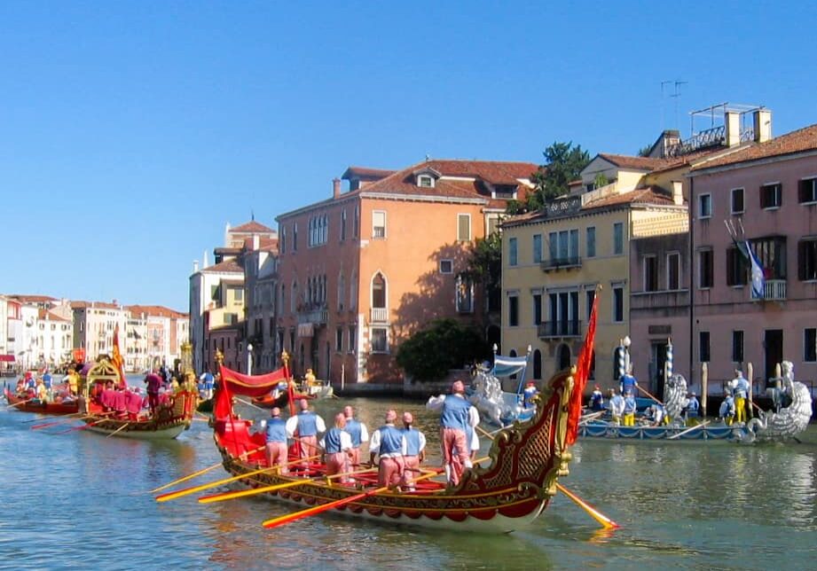 Cosa vedere a venezia? Regata storica